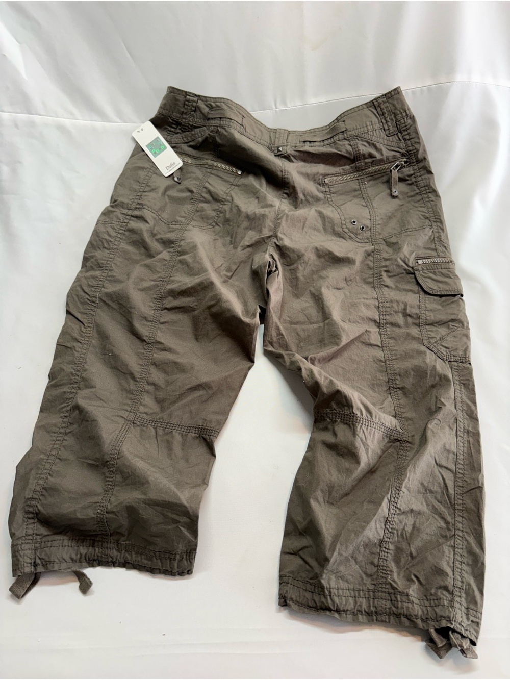 Dalia Olive Green Utility Capri Pants